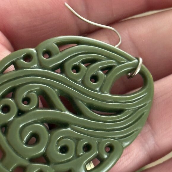 Handcrafted Olive Green Acrylic Dangle Earrings Beaded Silver Tone Hooks Plastic - Picture 9 of 9